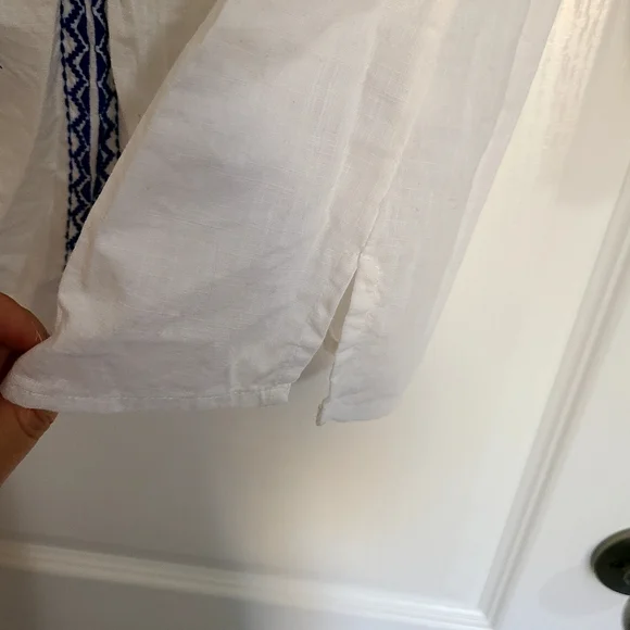 Embroidery blouse💙 - Picture 6 of 8